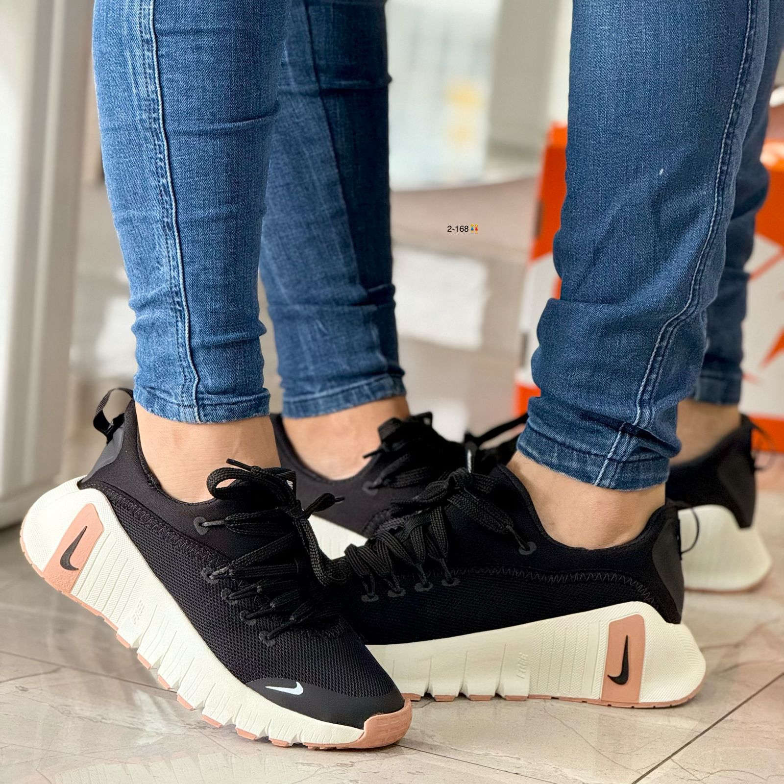 TENIS NK FREE PARA DAMA Y CABALLERO